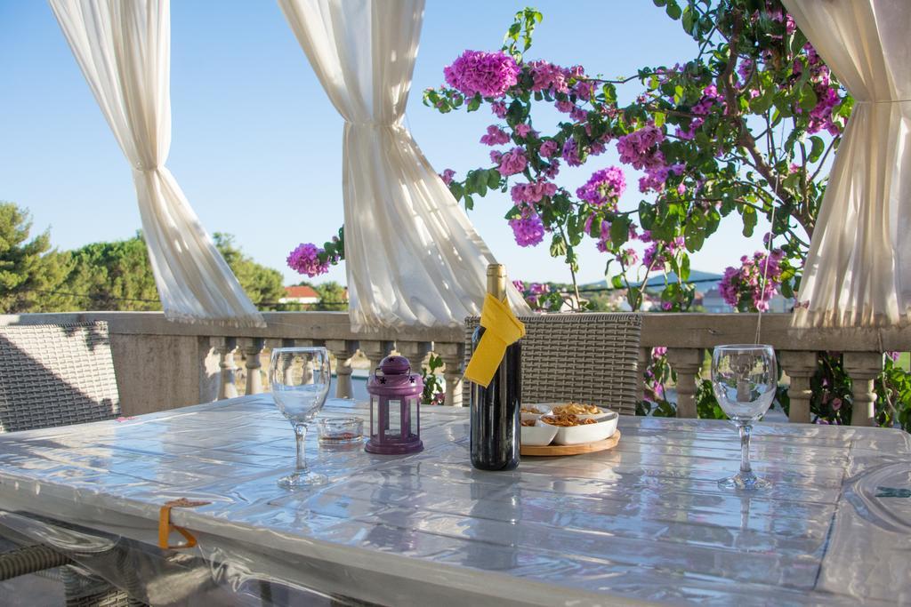 Apartment Klara Biograd Na Moru Ngoại thất bức ảnh