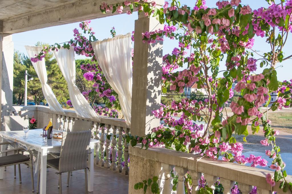 Apartment Klara Biograd Na Moru Ngoại thất bức ảnh