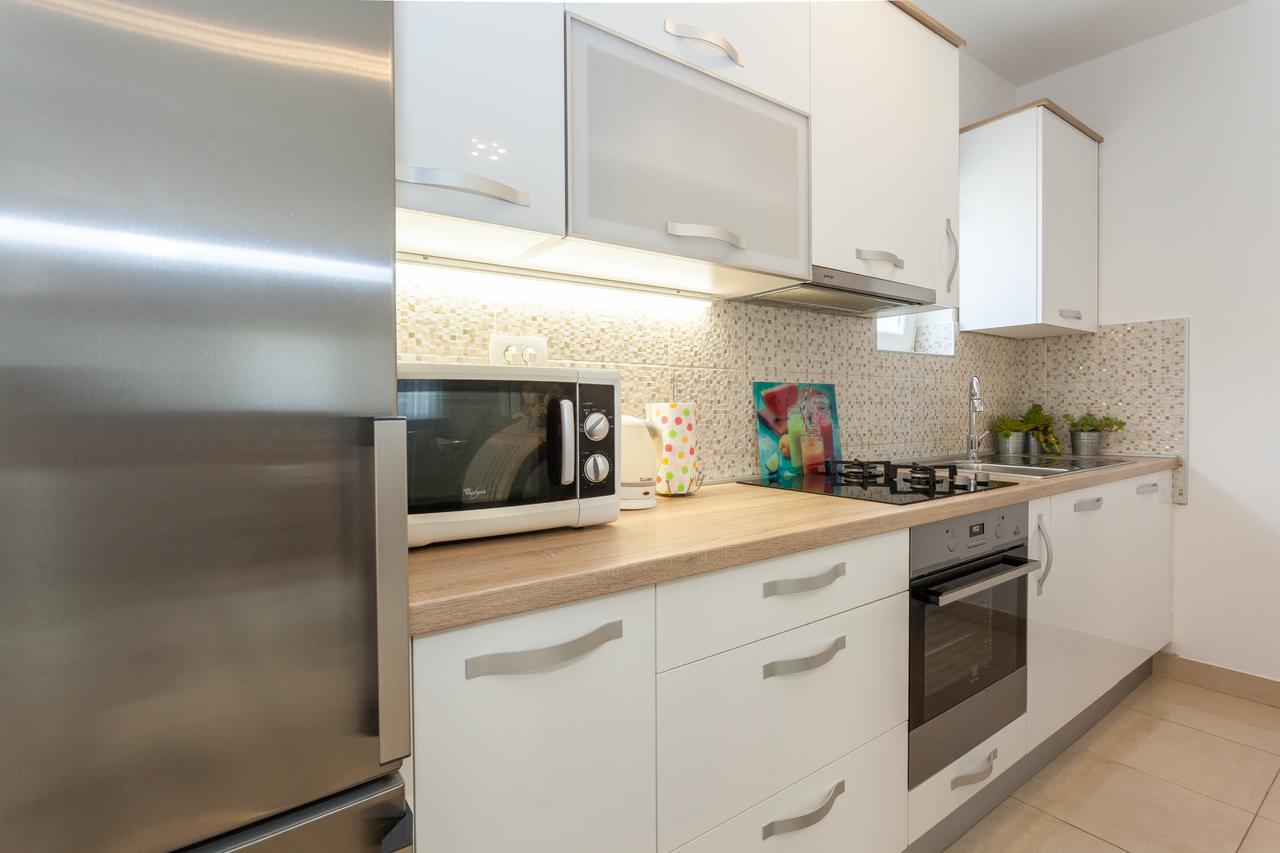 Apartment Klara Biograd Na Moru Ngoại thất bức ảnh
