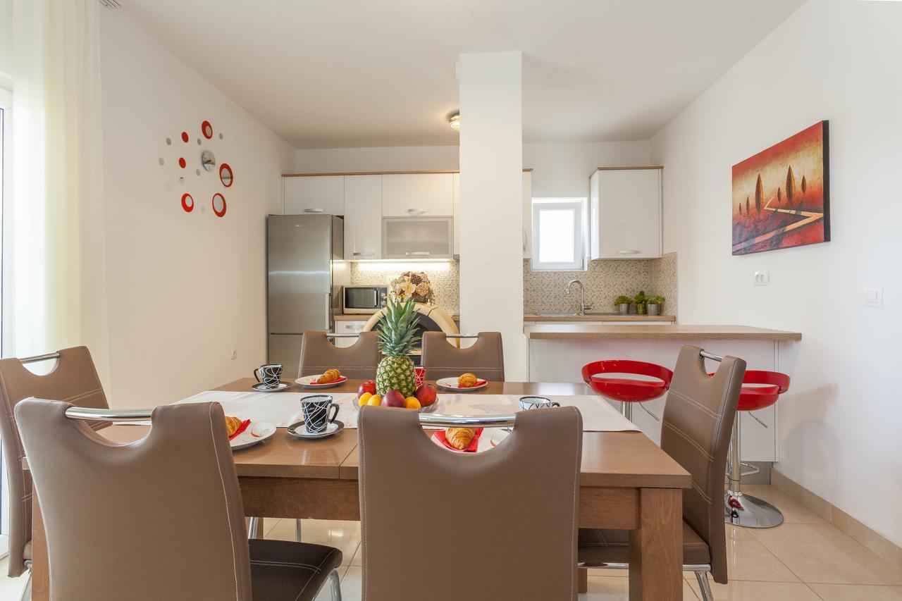 Apartment Klara Biograd Na Moru Ngoại thất bức ảnh