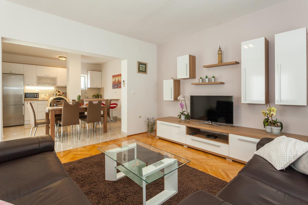 Apartment Klara Biograd Na Moru Ngoại thất bức ảnh