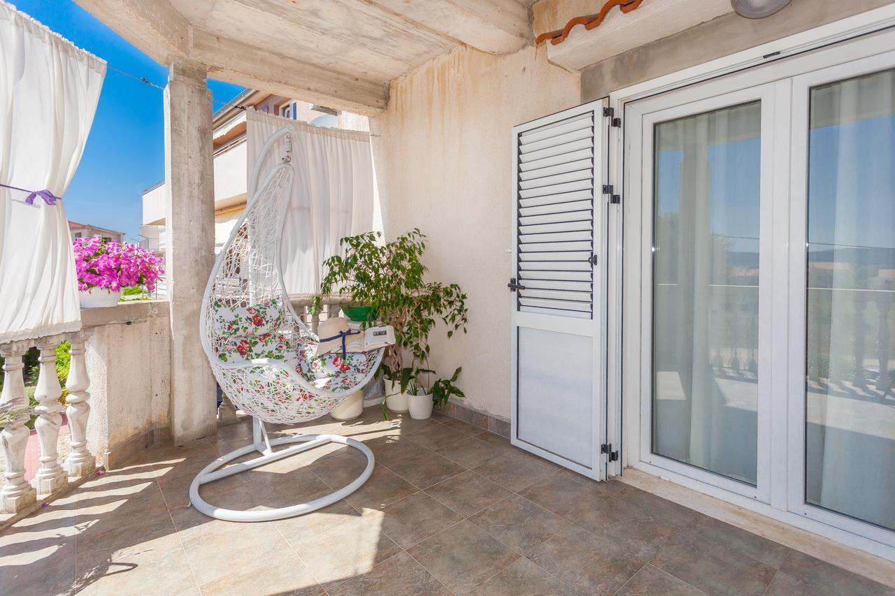 Apartment Klara Biograd Na Moru Ngoại thất bức ảnh